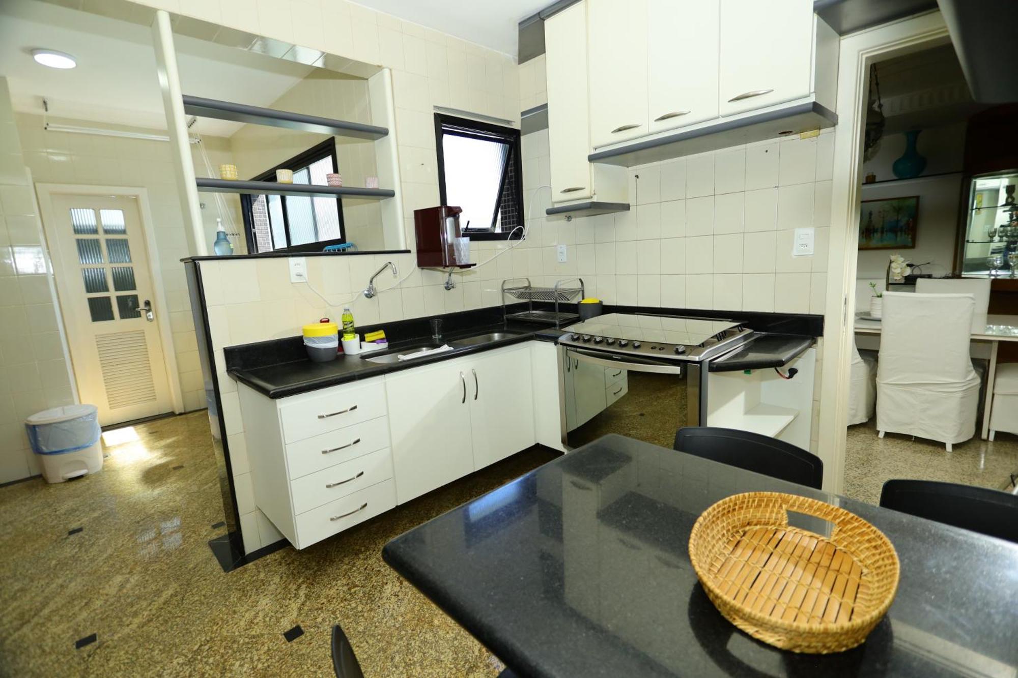 Conforto E Localizacao Privilegiada Na Pituba Salvador